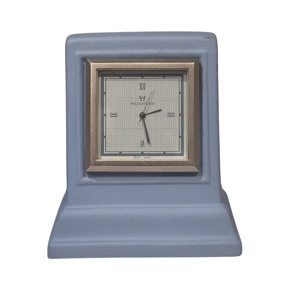 Wedgewood Blue Quartz Interior Range Mantle Clock Vintage